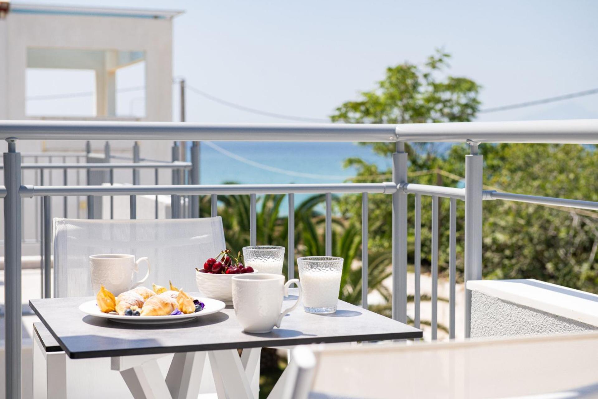Sourinis Luxury Suites Limenaria  Exterior foto
